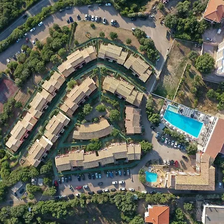 Costa Del Turchese 2* באדזי